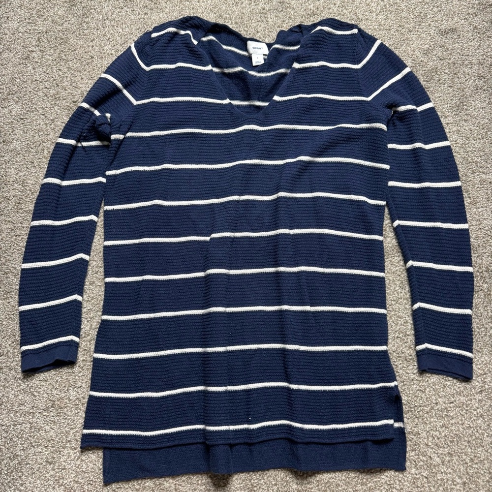 Old navy long sleeve